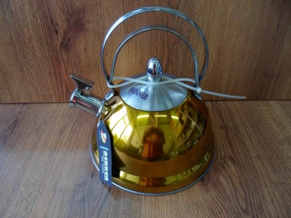 BKS427 Чайник металлический 2,6 л